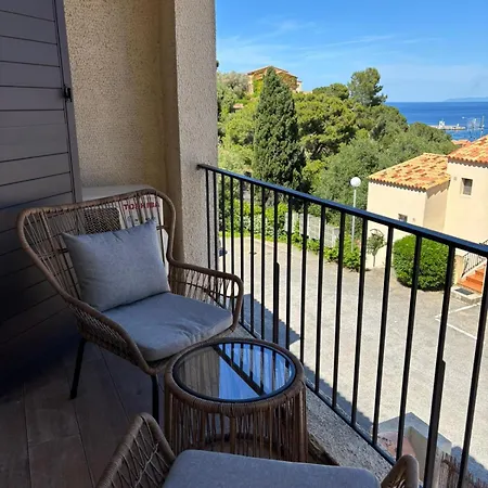 Duplex Horizon Bleu شقة *