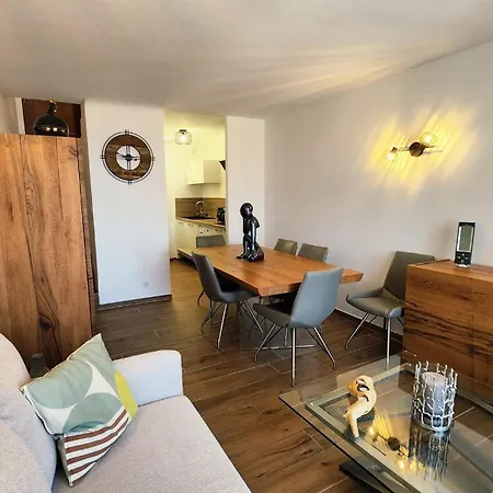 Duplex Horizon Bleu شقة *